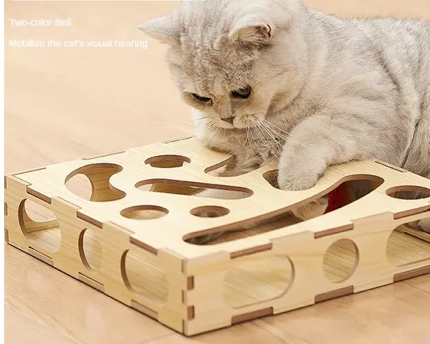 [BZN928] RASCADOR SICO CATCO CAJA DE MADERA CON PELOTA